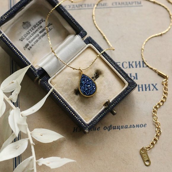 NEW 18K Gold Plated Blue Drusy Teardrop Necklace - Picture 2 of 9